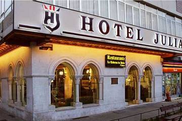 Hotel Julia Aranda de Duero Bagian luar foto