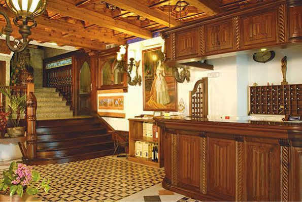 Hotel Julia Aranda de Duero Bagian luar foto