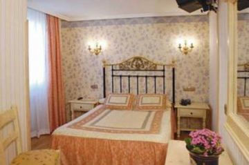 Hotel Julia Aranda de Duero Bagian luar foto